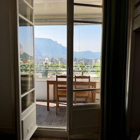 Le Rooftop Calme Et Terrasse A 1 Minute De La Gare Grenoble Eksteriør bilde